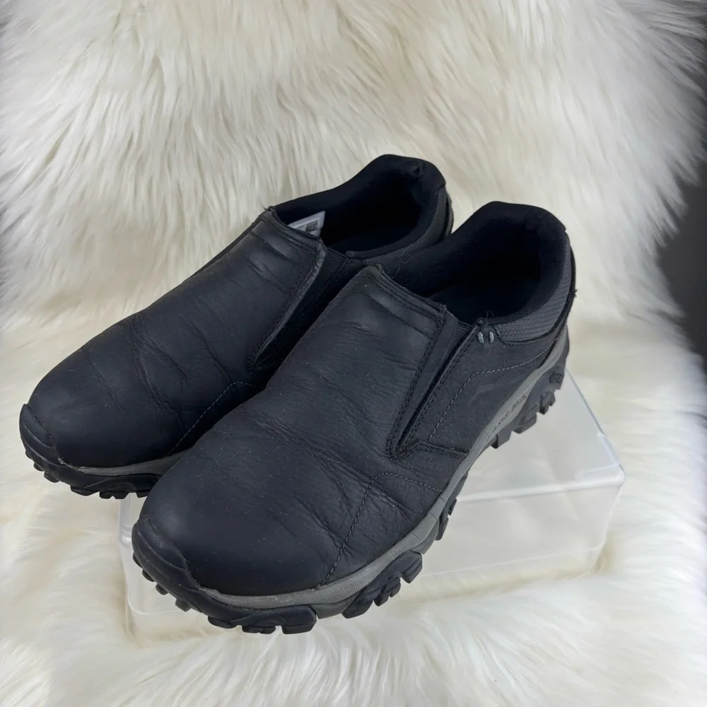 Merrell Black Slip-On Loafers with Elastic Goring